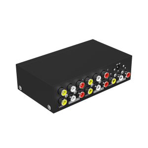 Av Splitter 4 Port, With Adaptor, In Colored Box