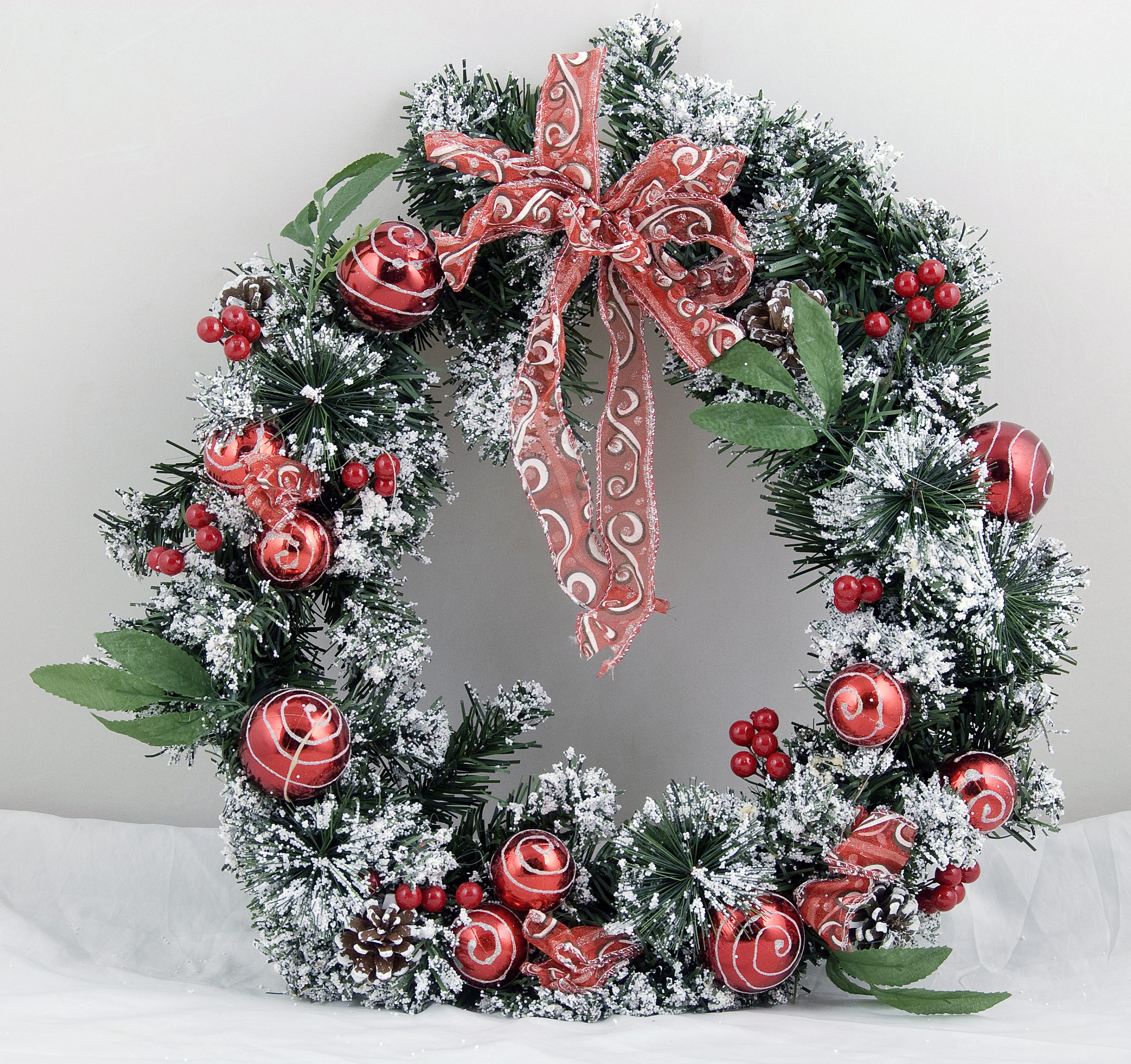 Decorated Christmas Heavy Wreath - 18inch Red/Green/White