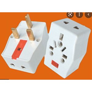 Multi Plug 13A 3Pin with Fuse – Flag-Style Compact Adaptor