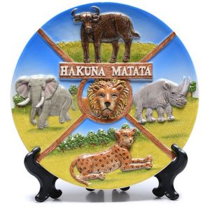 Souvenir Plate Big Five Animals Embossed With Written inchHakuna Matatainch With Transparent Stand 20Cm Dia