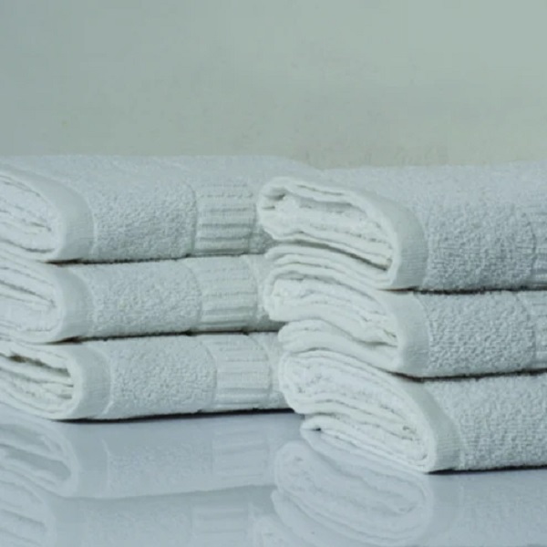 WHITE BATH TOWELS, 70*140CM