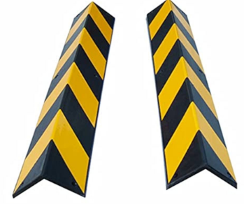 BG-800 Corner Guard Height: 800Mm And Sides Are 10Cm X 10Cm Material: Rubber Weight: 2.5Kgs Thickness:12Mm