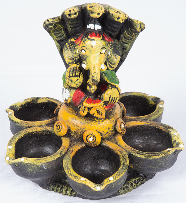 Ganesh Diya With 5 Candles